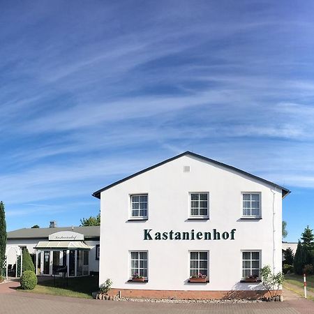 Kastanienhof Hotel Garni Zinnowitz Exterior photo