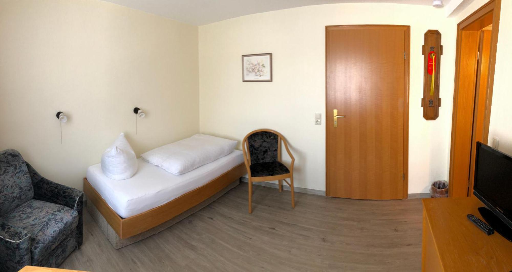 Kastanienhof Hotel Garni Zinnowitz Room photo